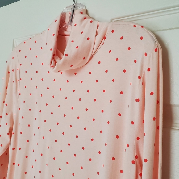 GAP Featherweight Print Turtleneck Top - Picture 4 of 5